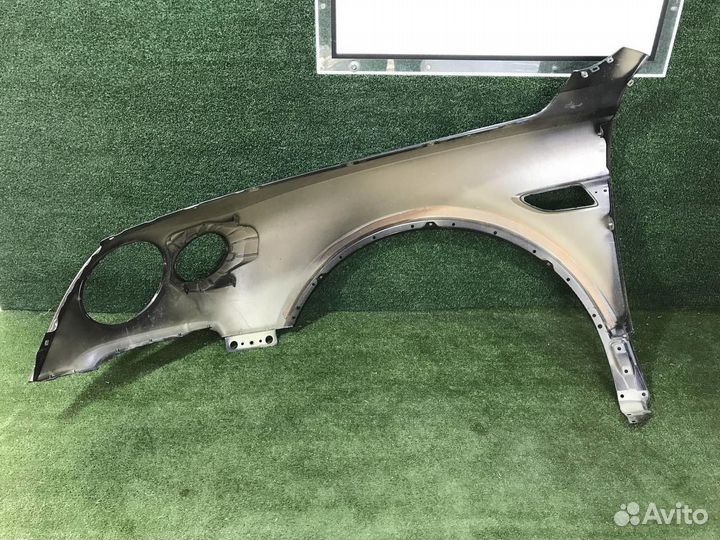 Крыло переднее правое Bentley Bentayga
