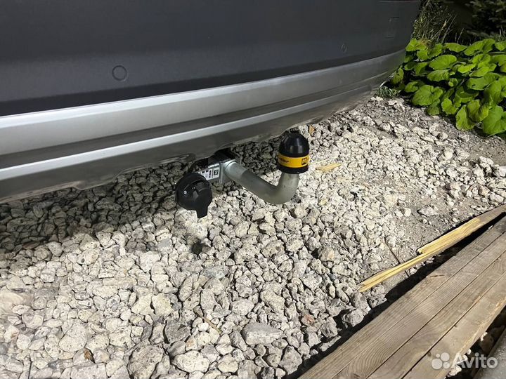 Фаркоп Ауди Q7 съемный шар оцинкованный