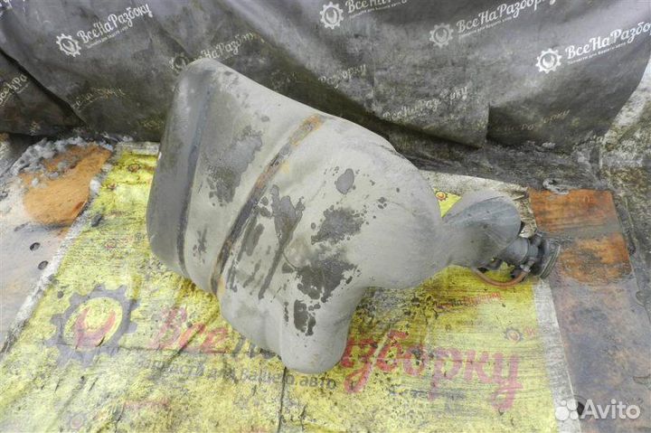 Бак топливный Volkswagen Passat B3 седан 1.8 AAM