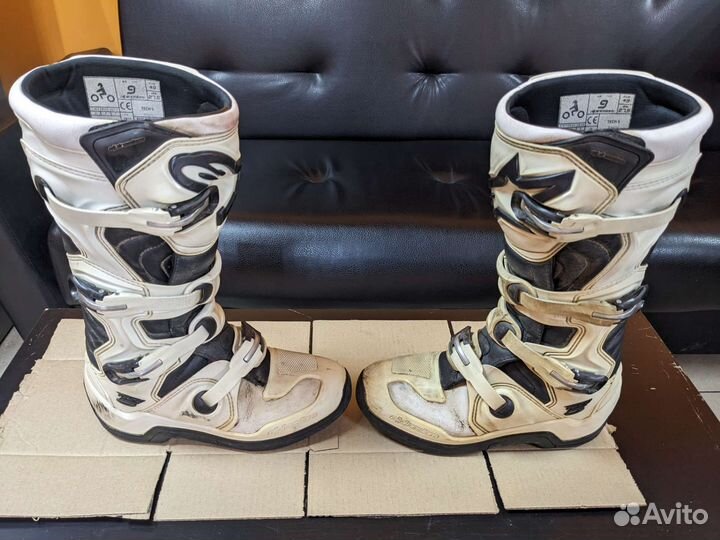 Мотоэкипировка бу - шлем, мотоботы, джерси, штаны