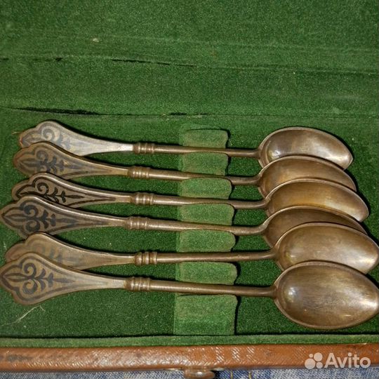 Серебряные ложки