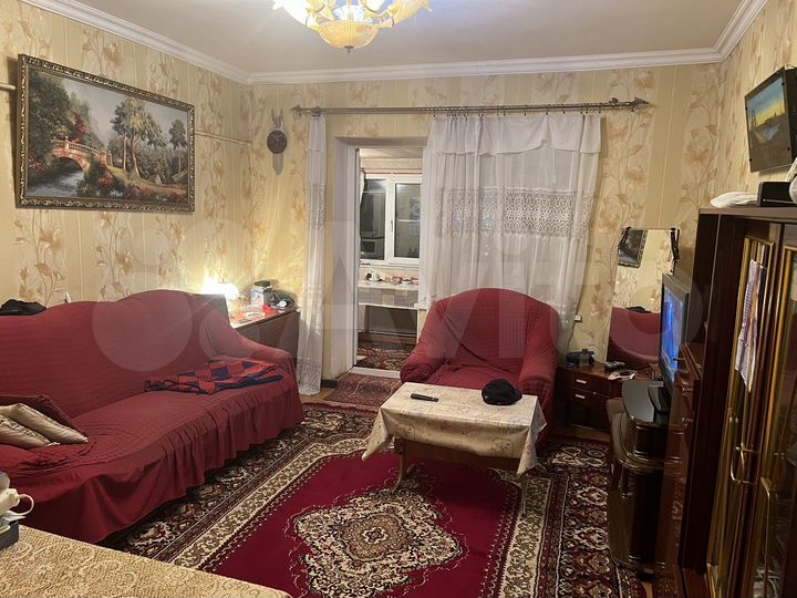 Комната 100 м² в 4-к., 2/2 эт.