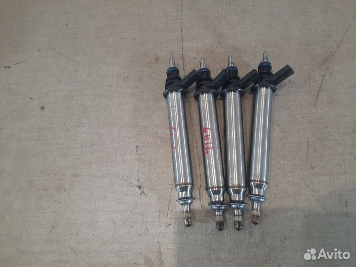 Форсунка топливная Mercedes A180 W176 270.910 2013