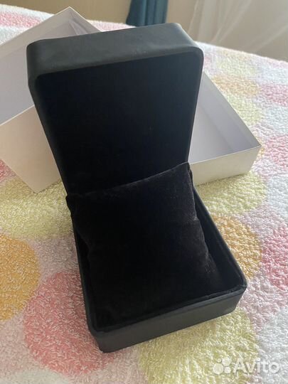 Коробка подарочная