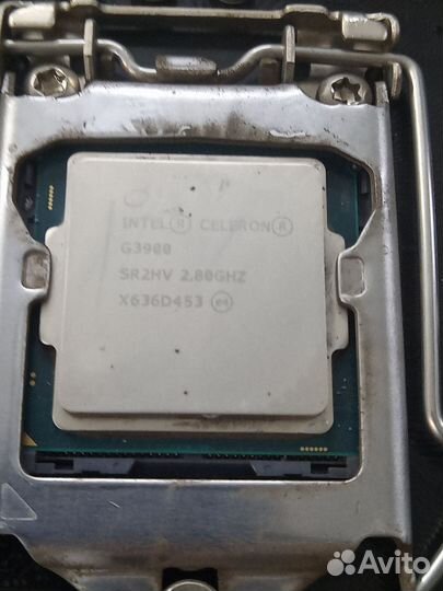 Материнская плата с процессором