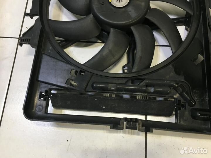 Диффузор вентилятора Audi A6 C7 4G5