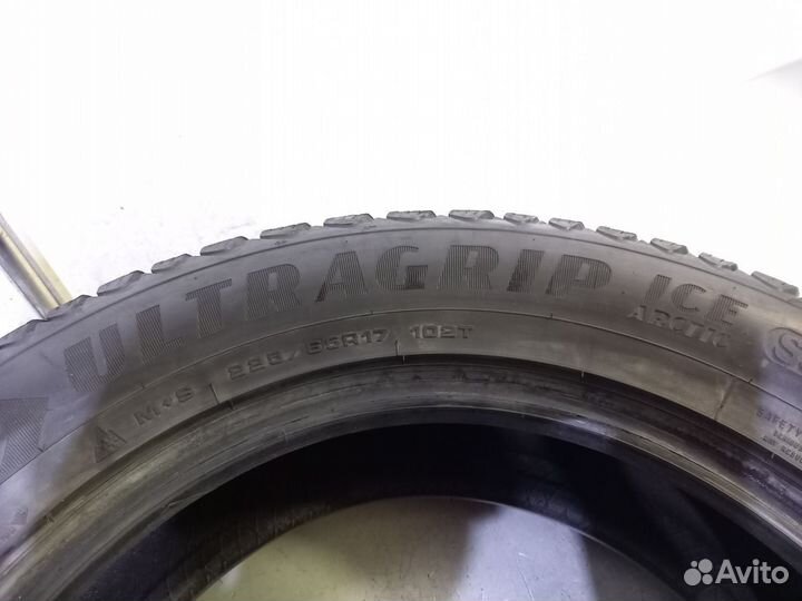 Goodyear UltraGrip Ice Arctic SUV 225/65 R17