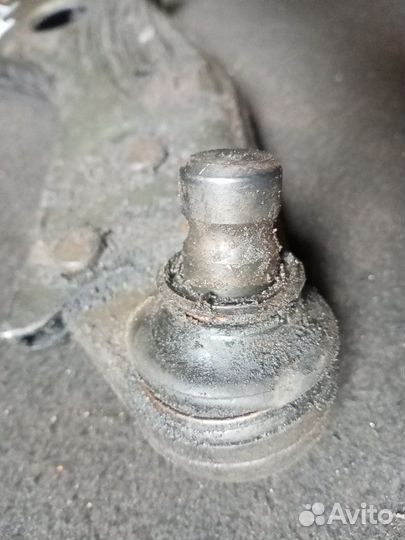 Рычаг подвески передний правый Ford Kuga 2012