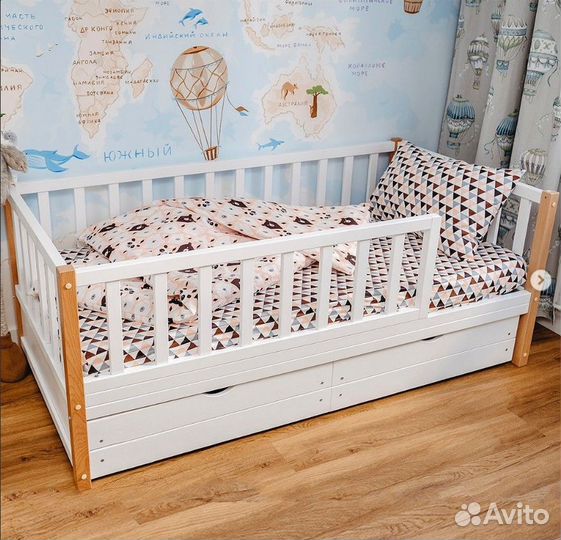 Детская кровать из бука. В наличии