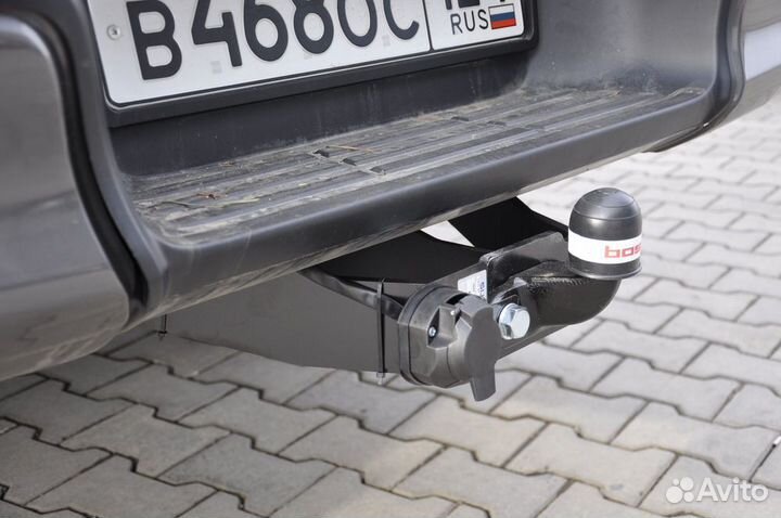 Фаркоп на Toyota Hilux (без отбойного бруса) 2015