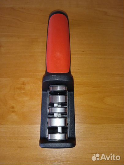 Профессиональная точилка 4-х секционная