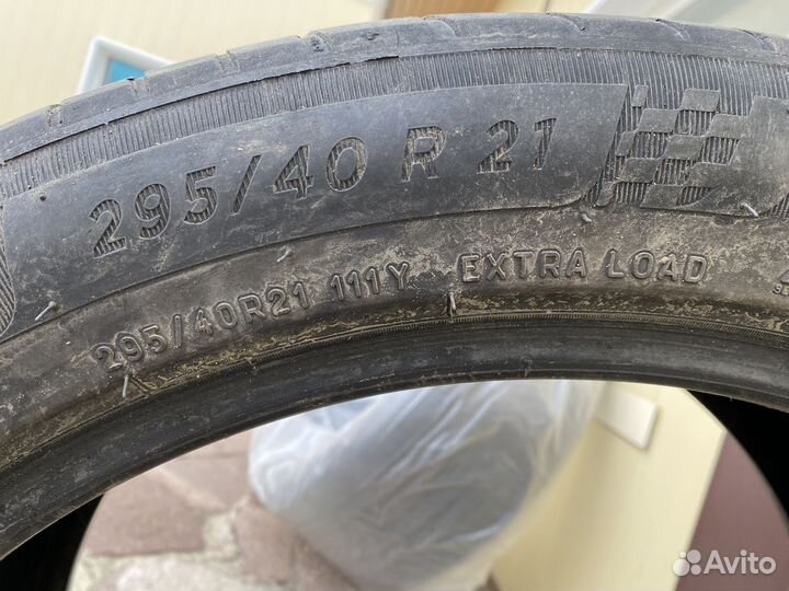 Michelin Pilot Sport 295/40 R21