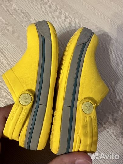 Сандалии crocs c7