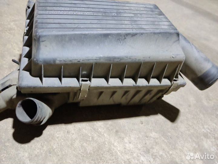 Корпус воздушного фильтра Opel Astra F универсал