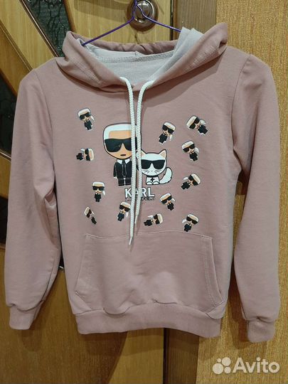 Свитер и кофточка для девочки