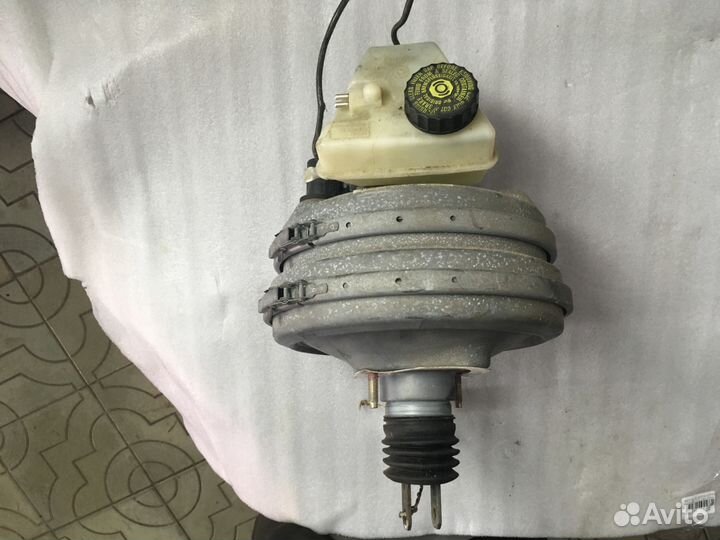 Главный тормозной цилиндр Mercedes W210