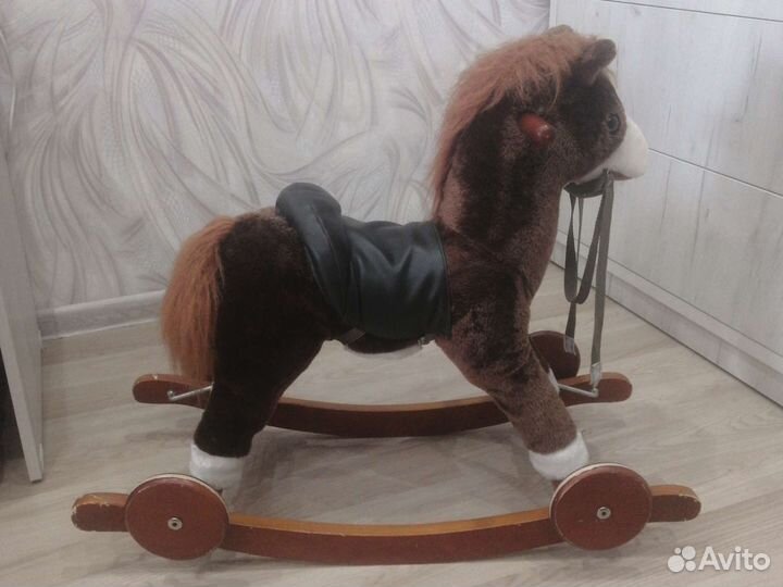 Качалка лошадь