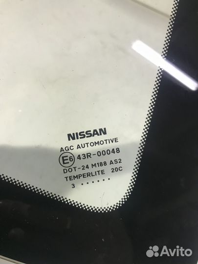 Форточка задняя правая Nissan Qashqai J10
