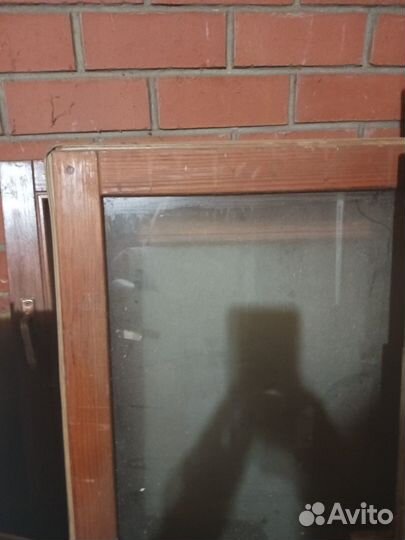 Отдам оконные рамы