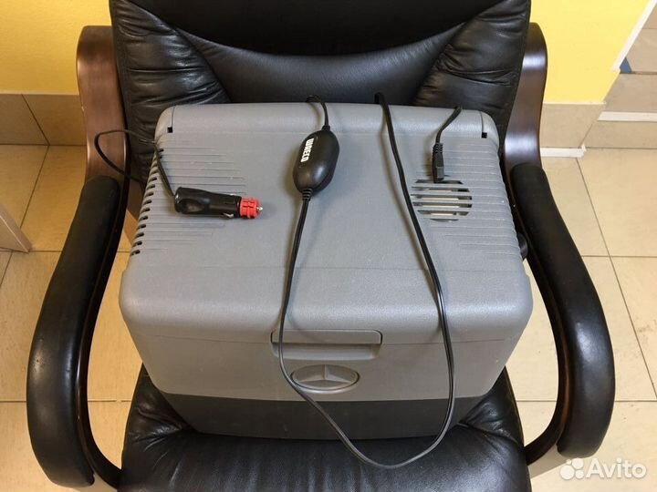 Контейнер-холодильник для Mercedes-Benz