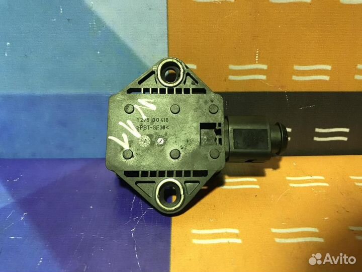 Датчик ускорения Ауди А6 Ц6