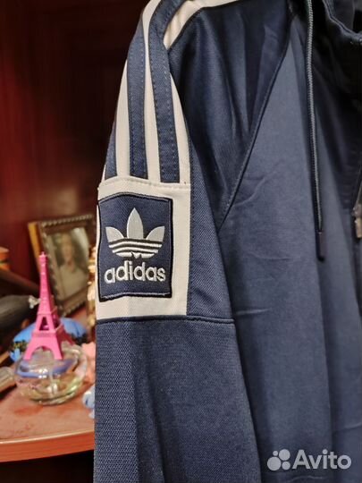 Спортивный костюм adidas