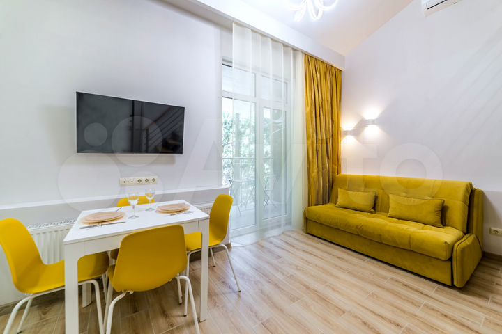 2-к. квартира, 55 м², 3/3 эт.