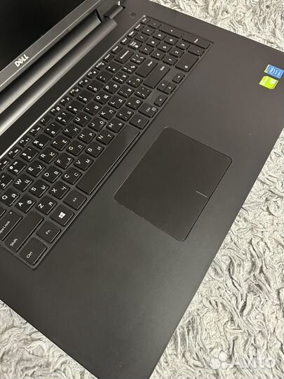 Ноутбук dell inspirion 5748