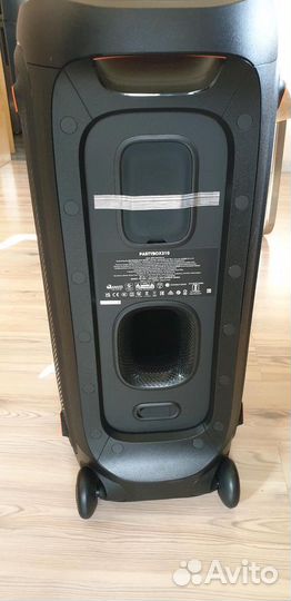 Портативная колонка JBL PartyBox 310 с микрофонами