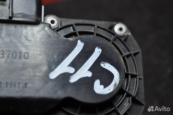 Дроссельная заслонка toyota auris ZRE151