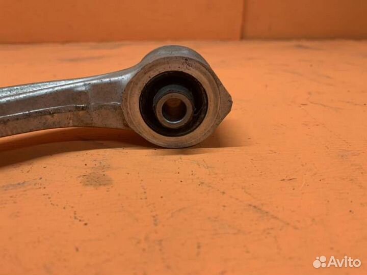 Рычаг подвески верхний передний левый Infiniti