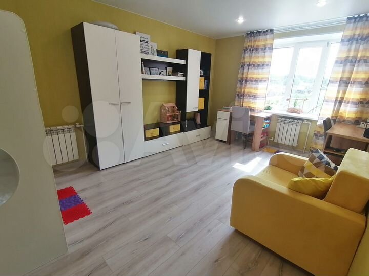2-к. квартира, 50 м², 1/4 эт.