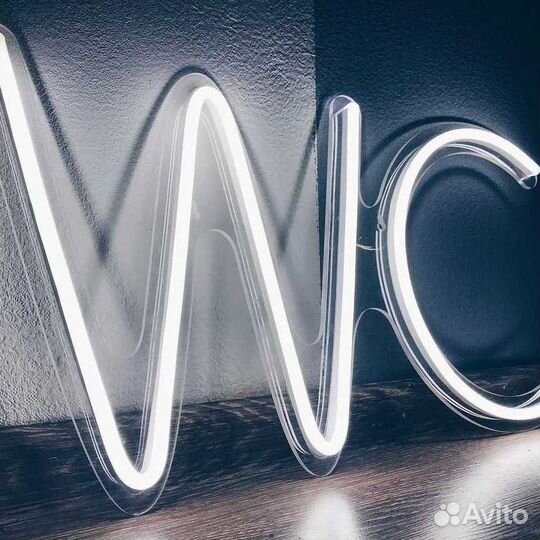 Неоновая вывеска