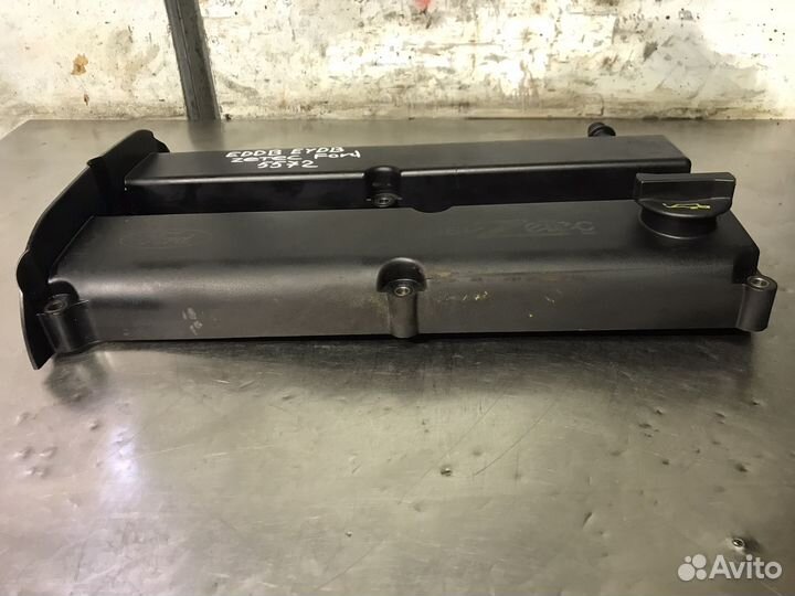 Клапанная крышка 1.8-2.0 ford Focus 1 Maverick 2