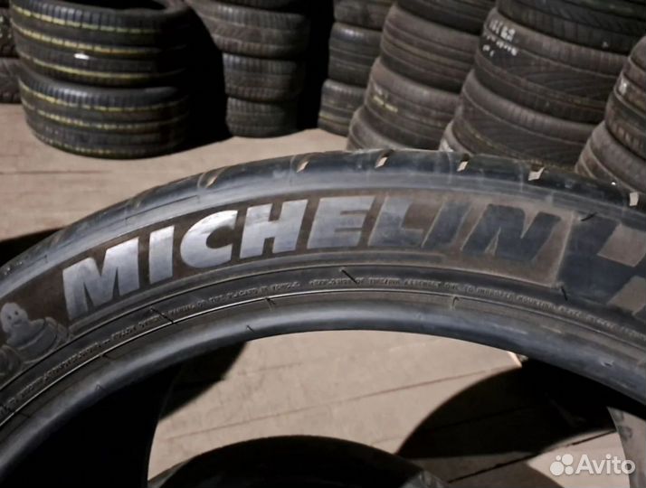 Michelin Pilot Sport Cup 2 325/30 R21 108Y