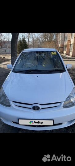 Toyota Platz 1.5 AT, 2003, 236 000 км