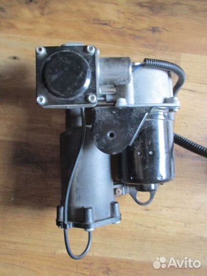 Компрессор подвески «Дискавери» 3