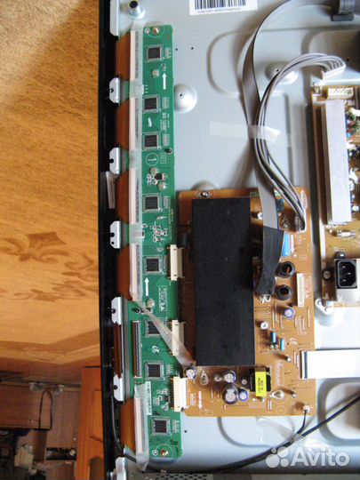 По блокам Телевизор-samsung-PS42C430A1wxru