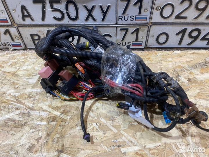 Подкапотная проводка Renault Logan 1.6 2011