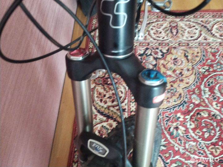 Велосипед cube