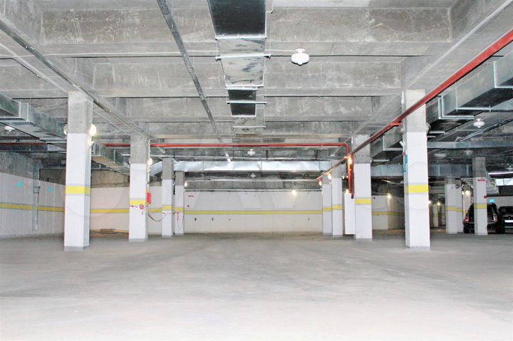 Машиноместо, 18 м²