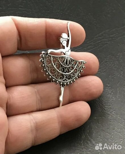 Брошь Балерина латунь Серебрение