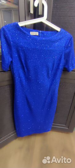 Нарядное платье 46р женское