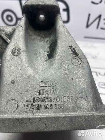 Кронштейн двигателя правый Audi A6C5