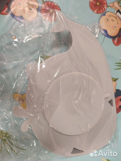 Набор силиконовой посуды для малышей новый