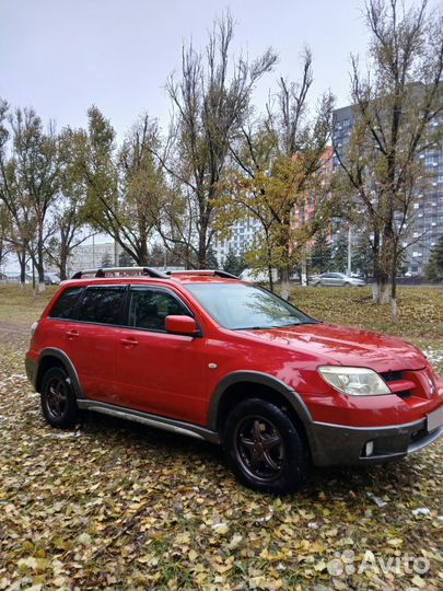 Mitsubishi Outlander 2.4 МТ, 2005, 200 000 км