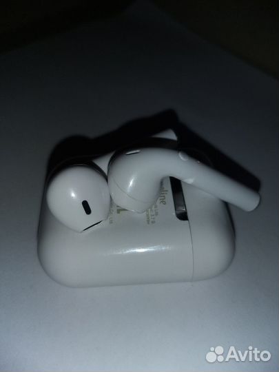 Airpods беспроводные наушники Aceline, б/у