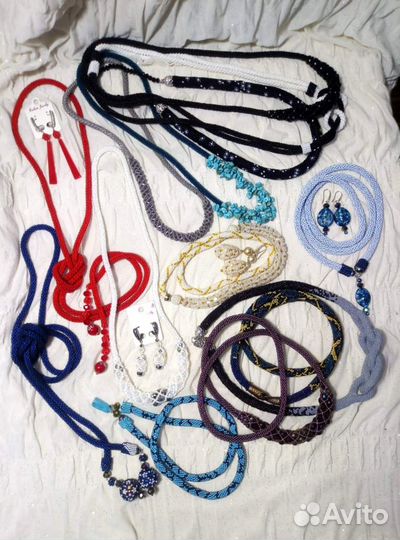 Украшения из бисера ручной работы