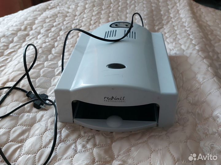 Лампа для ногтей