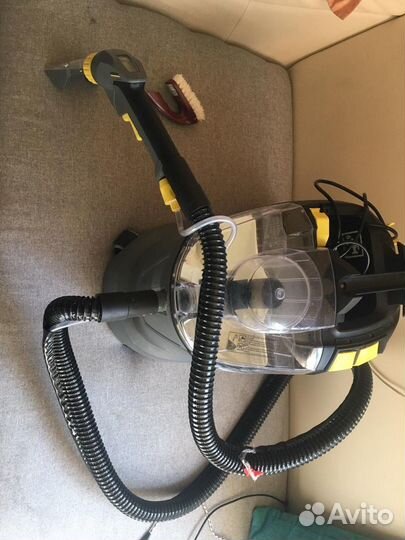 Аренда моющего пылесоса на сутки karcher